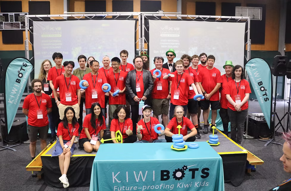 VEX V5 New Zealand National Championship 2024-25 volunteer team MoonBots 862 Auckland robotics